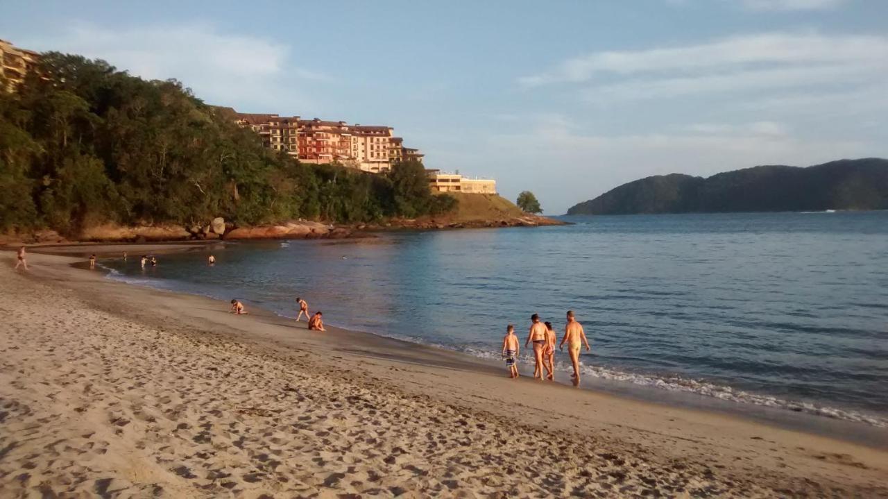 Chale No Condominio Verde Mar Na Praia Da Cocanha คารากัวตาตูบา ภายนอก รูปภาพ